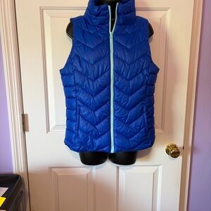 SO Royal Blue quilted puffer vest size large